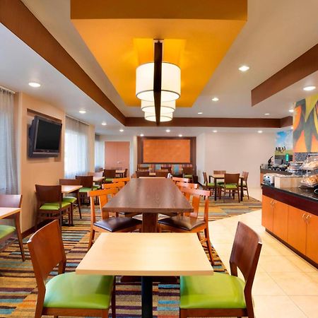 Fairfield Inn & Suites Fort Worth University Drive Exterior foto