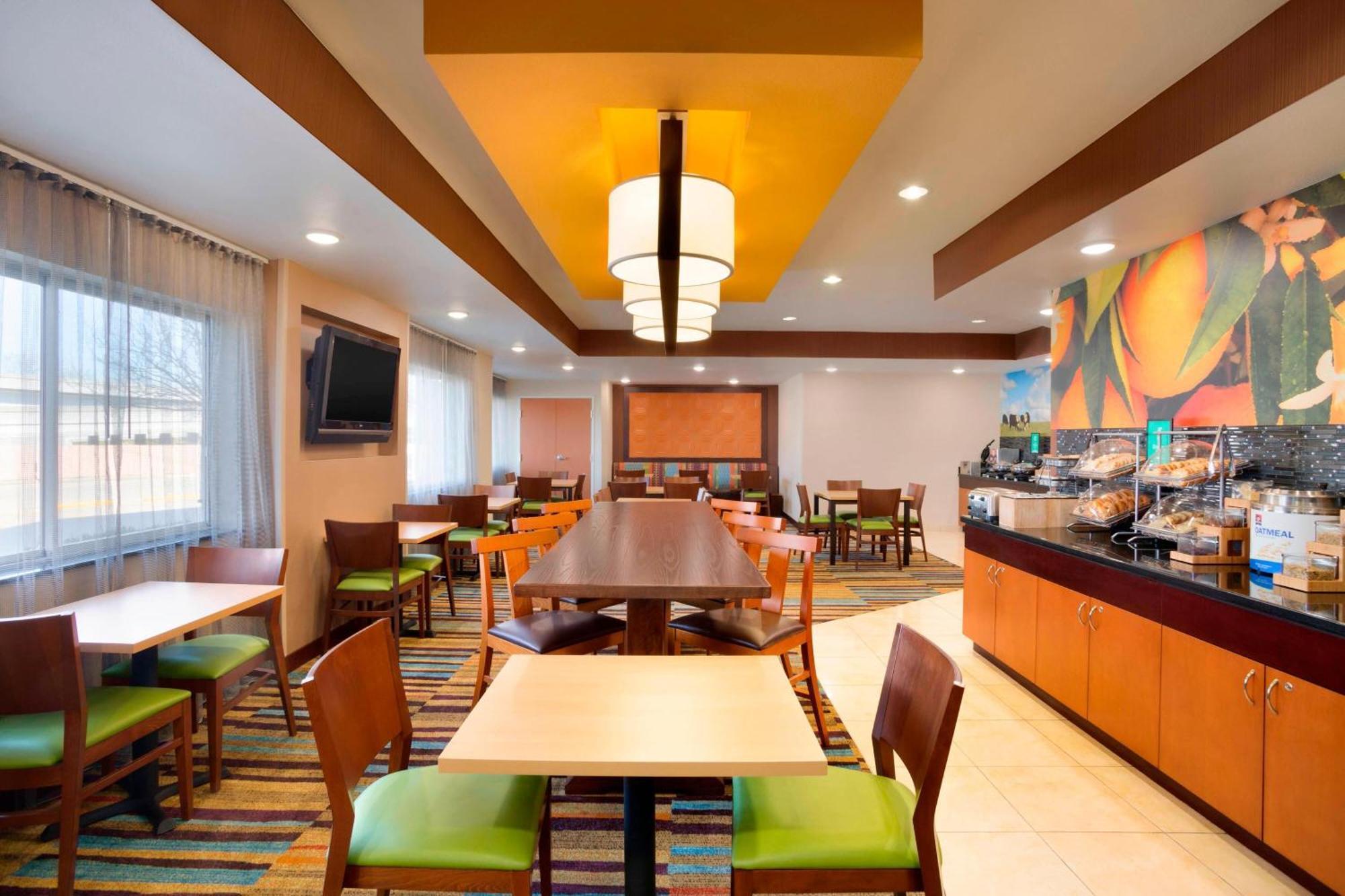 Fairfield Inn & Suites Fort Worth University Drive Exterior foto
